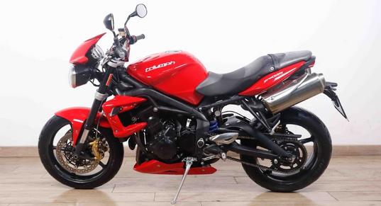 MOTO DESPIECE  STREET TRIPLE 675