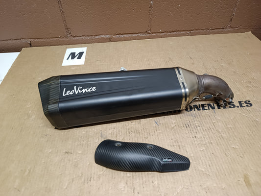 ESCAPE LEO VINCE SUZUKI V-STROM 1050