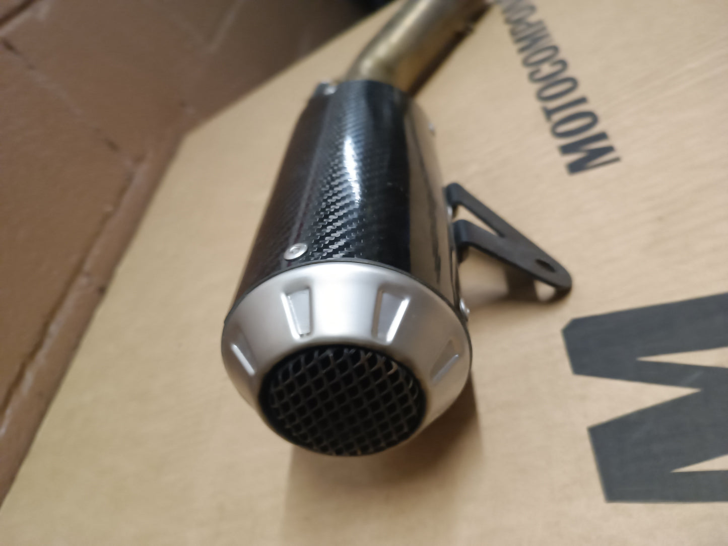 ESCAPE Mivv MK3 Carbono APRILIA RS 660/Tuono 660