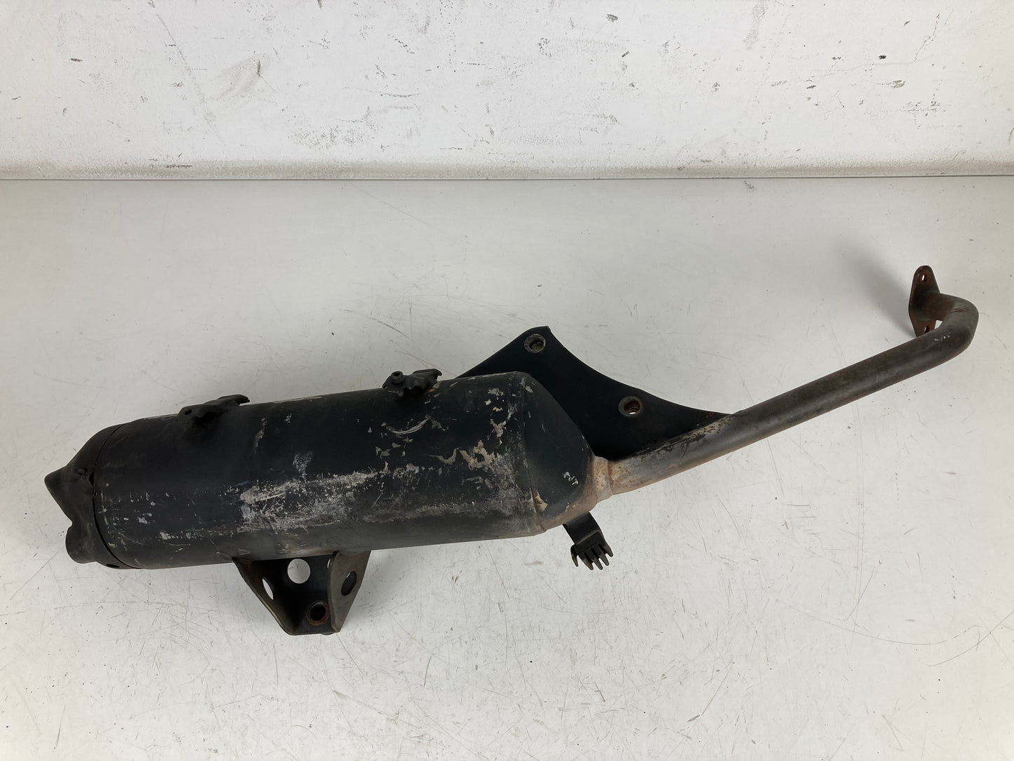 ESCAPE  HONDA DYLAN 125