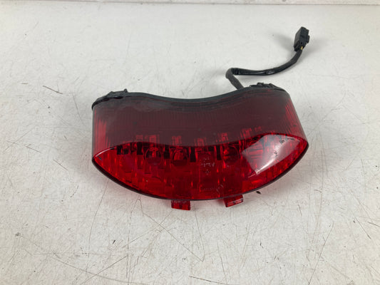 ILUM. TRASERA  TRIUMPH STREET TRIPLE 675