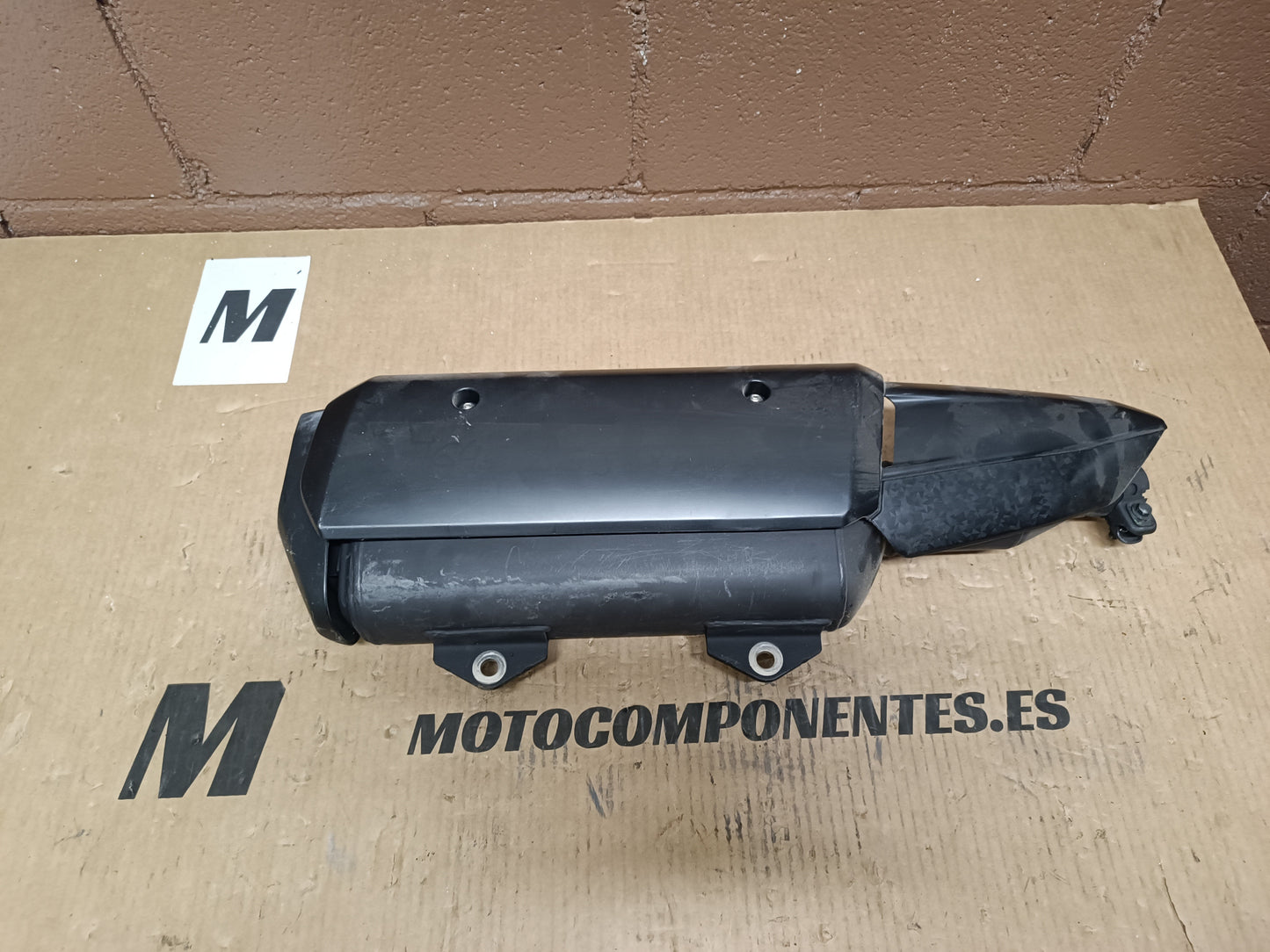 ESCAPE  YAMAHA XMAX 300