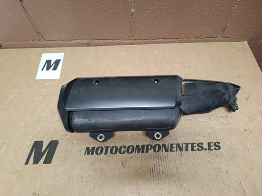 ESCAPE  YAMAHA XMAX 300