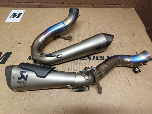 ESCAPE AKRAPOVIC  DUCATI STREETFIGHTER