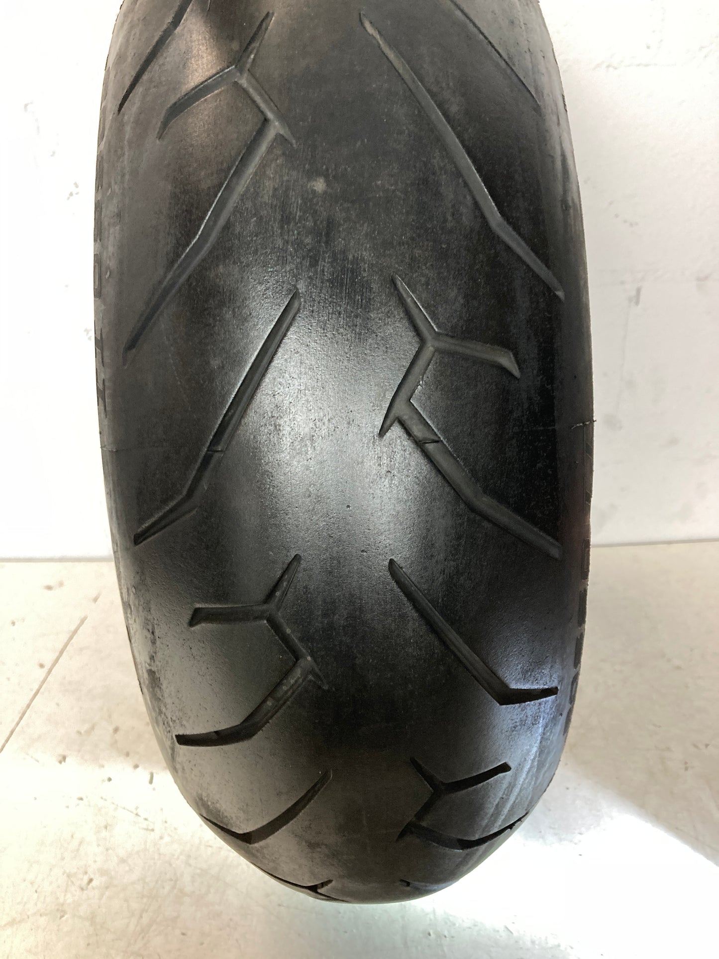 Neumático PIRELLI DIABLO ROSSO 2 190/50/17