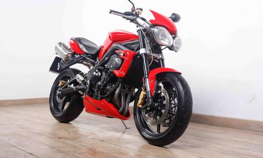 MOTO DESPIECE  STREET TRIPLE 675