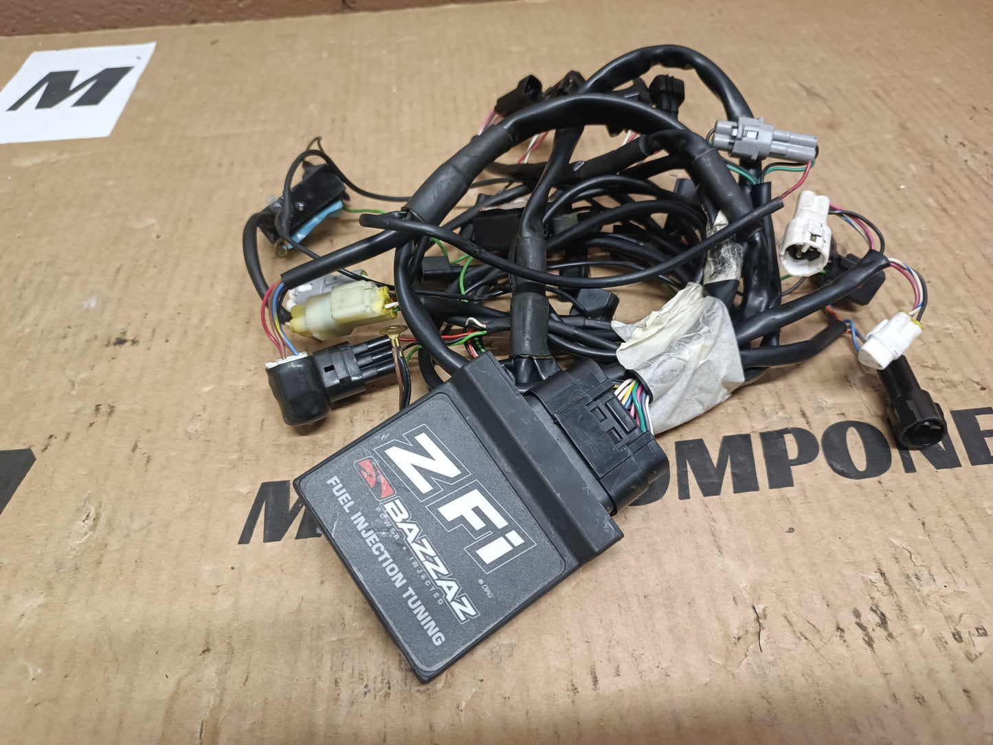 CENTRALITA BAZZAZ TRIUMPH Daytona 675