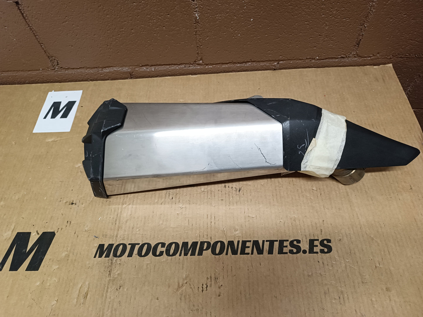 ESCAPE  KAWASAKI Z1000sx