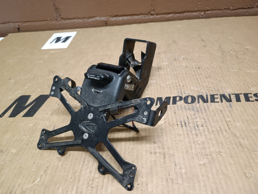 PORTAMATRÍCULAS EVOTECH APRILIA DORSODURO